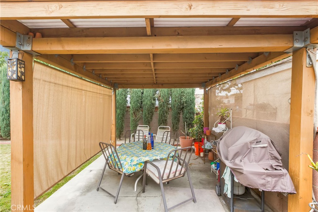1237 Lancewood Avenue