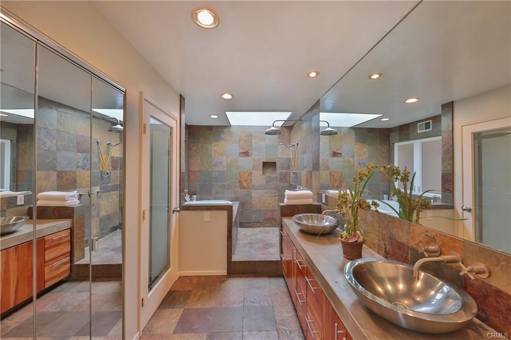 3294 Tempe Drive