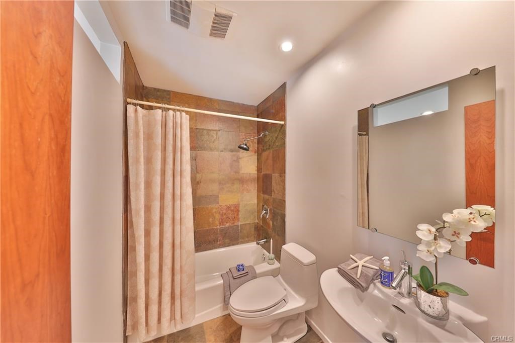 3294 Tempe Drive