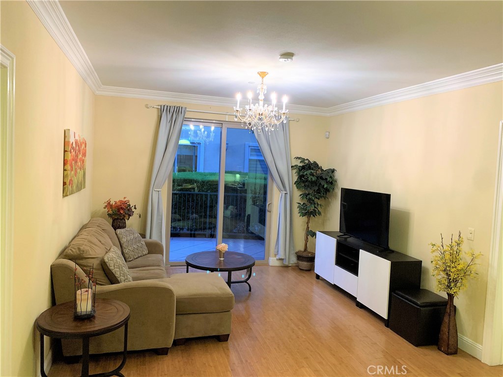 13798 Roswell Avenue B179