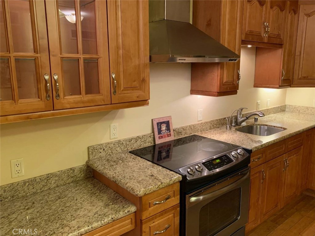 13798 Roswell Avenue B179