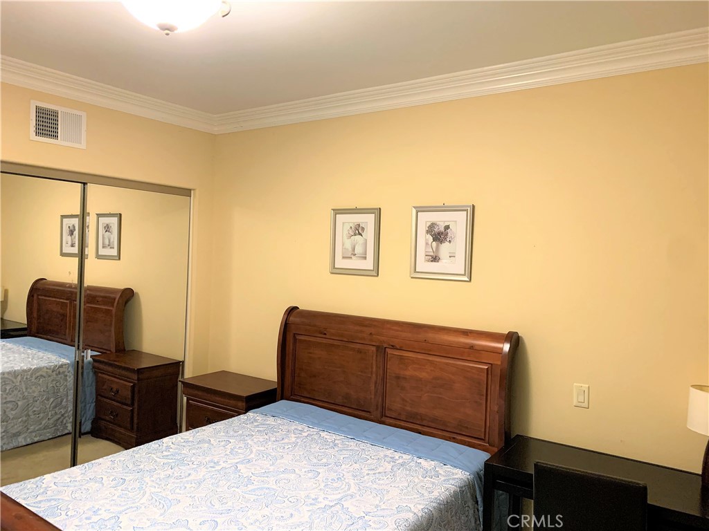 13798 Roswell Avenue B179