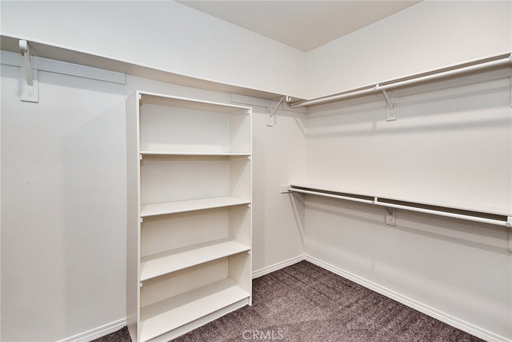 3267 E Yosemite Drive