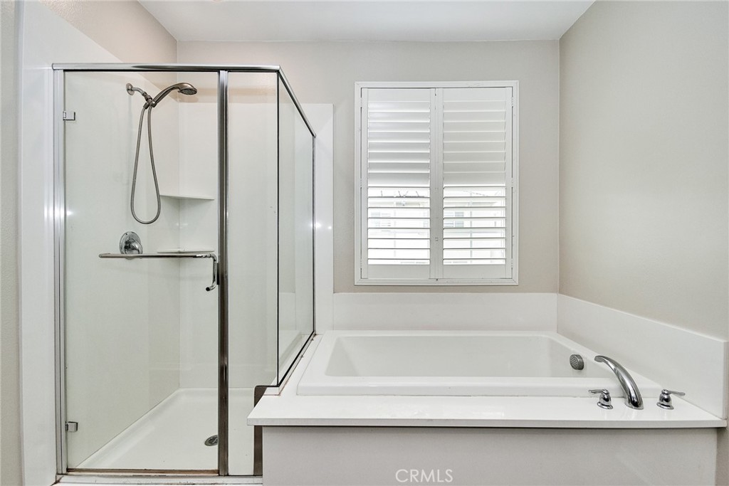 3267 E Yosemite Drive