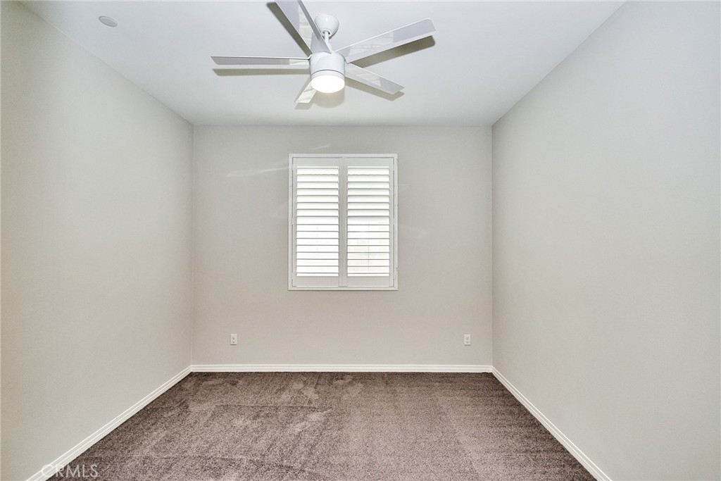 3267 E Yosemite Drive