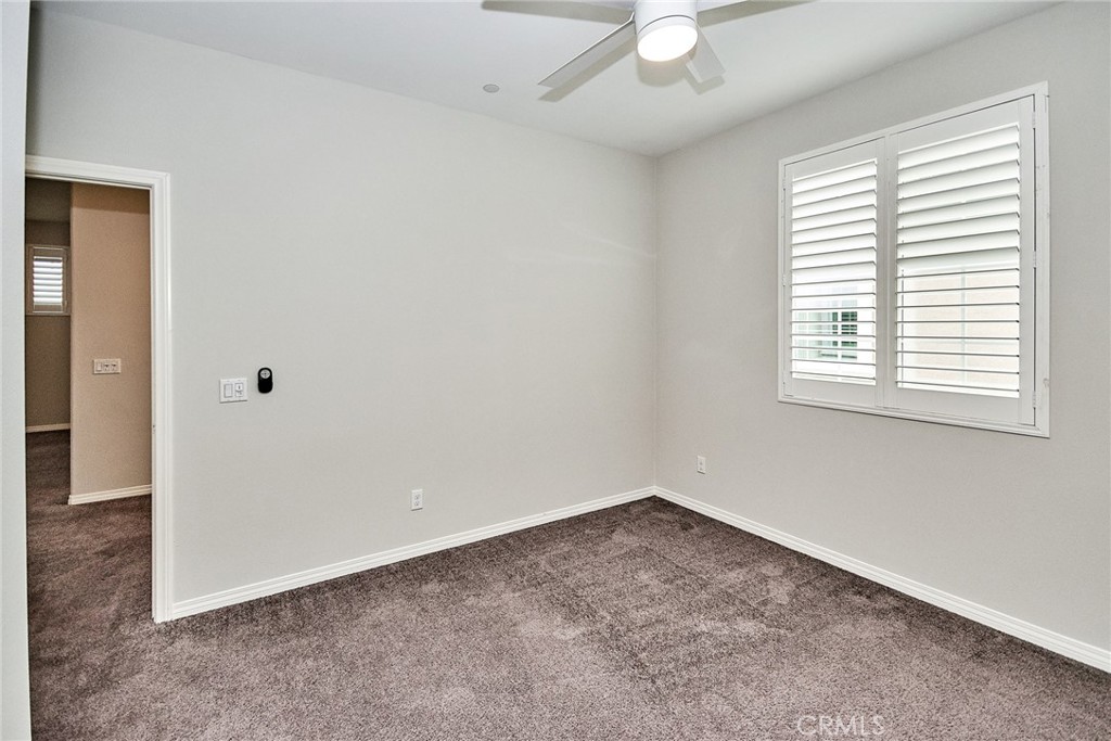 3267 E Yosemite Drive