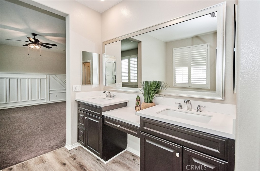 3267 E Yosemite Drive