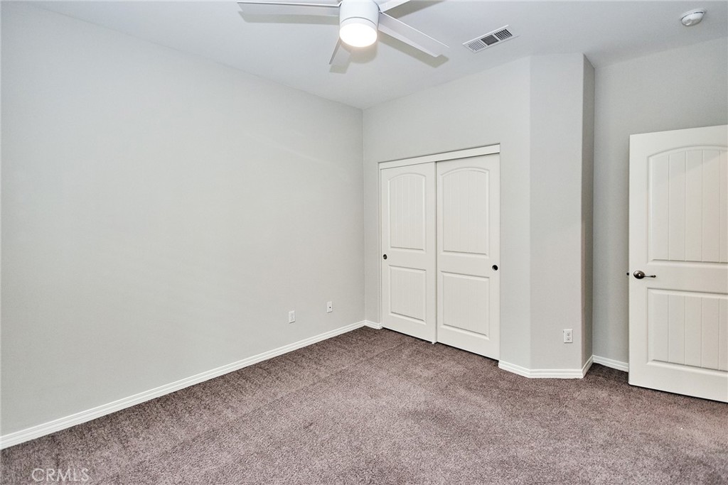 3267 E Yosemite Drive