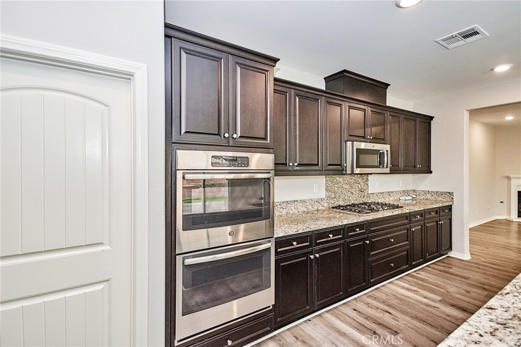 3267 E Yosemite Drive