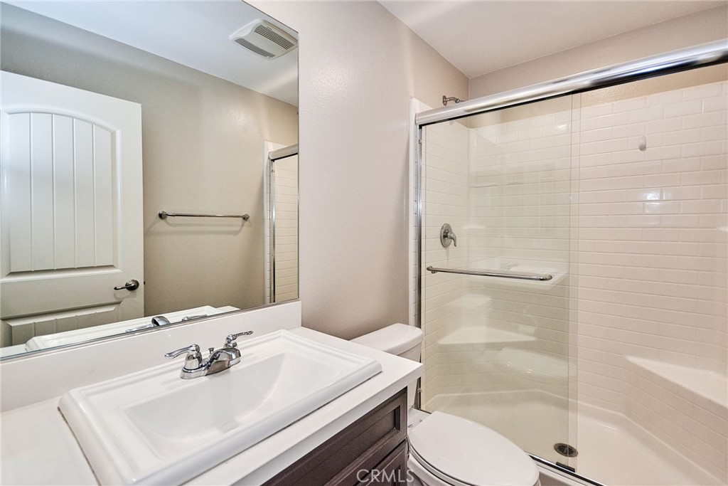 3267 E Yosemite Drive