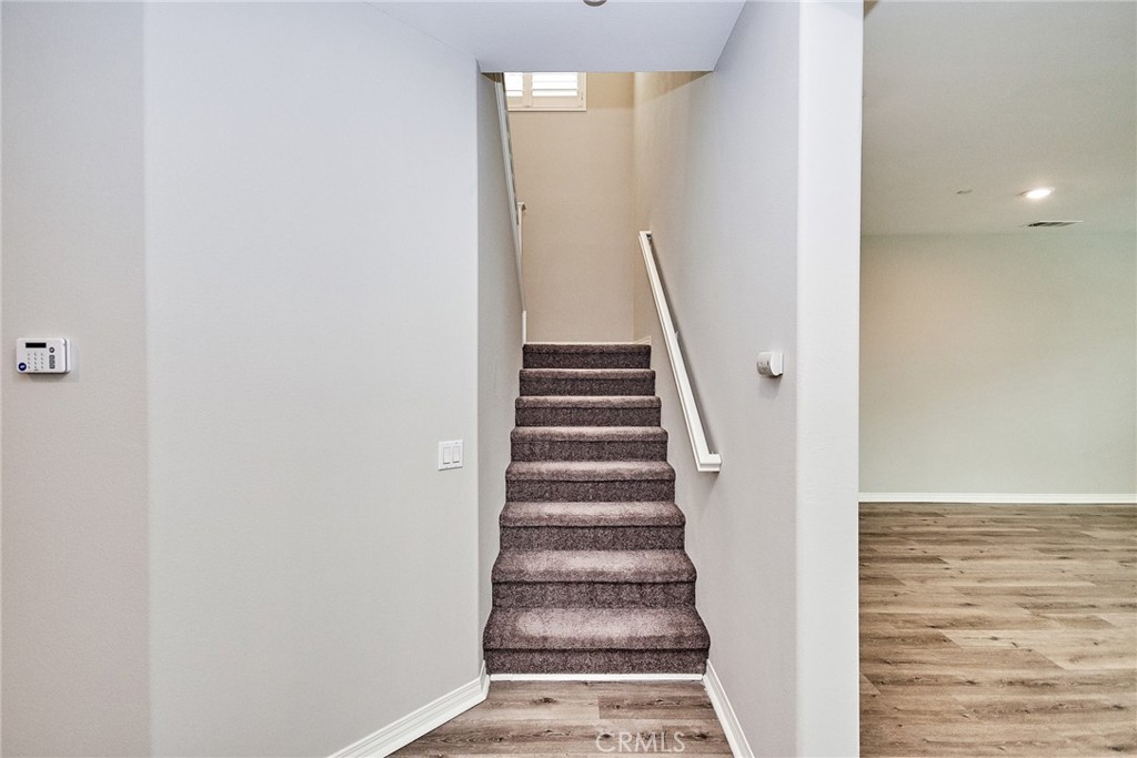 3267 E Yosemite Drive