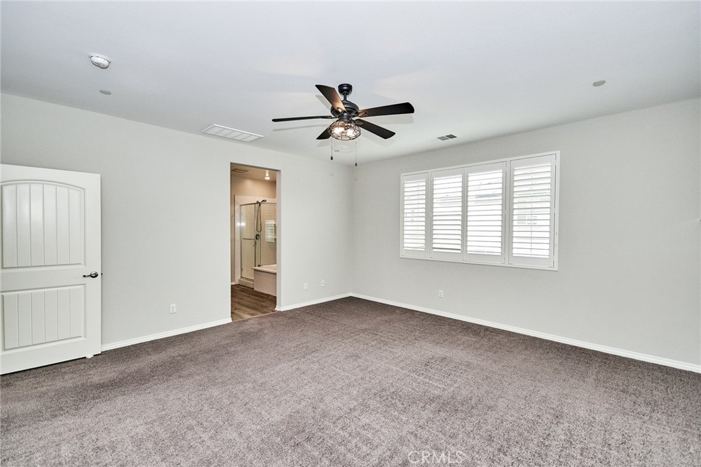 3267 E Yosemite Drive