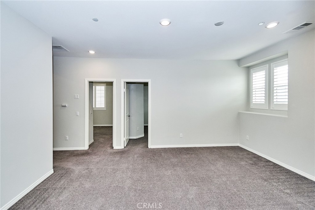 3267 E Yosemite Drive