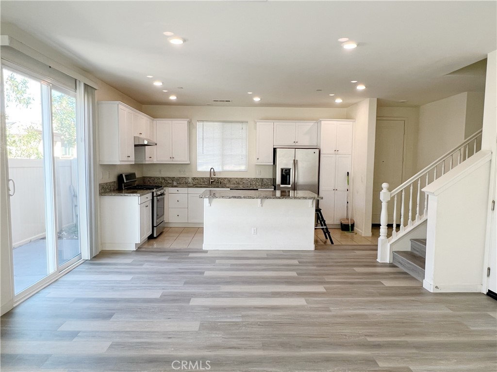 21096 Blossom Way