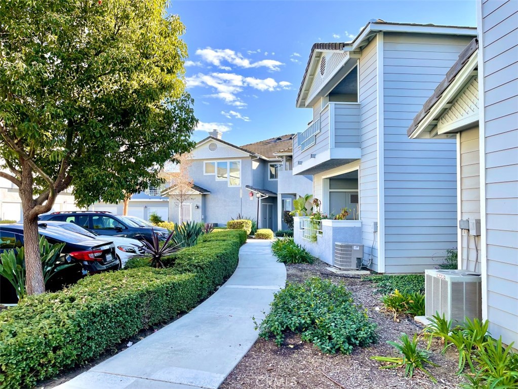 17865 Youngdale Circle 203