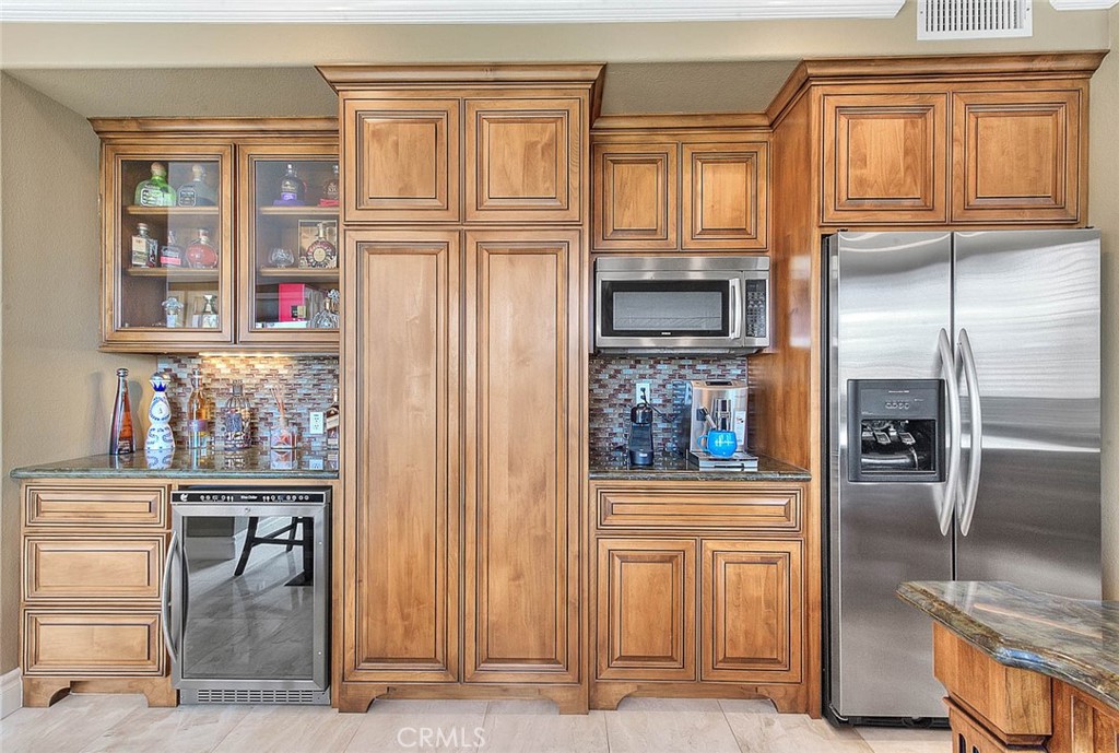 4592 Torrey Pines Drive