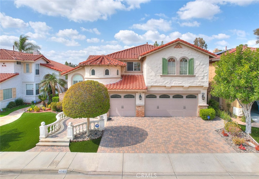 4592 Torrey Pines Drive