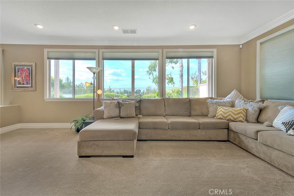 4592 Torrey Pines Drive