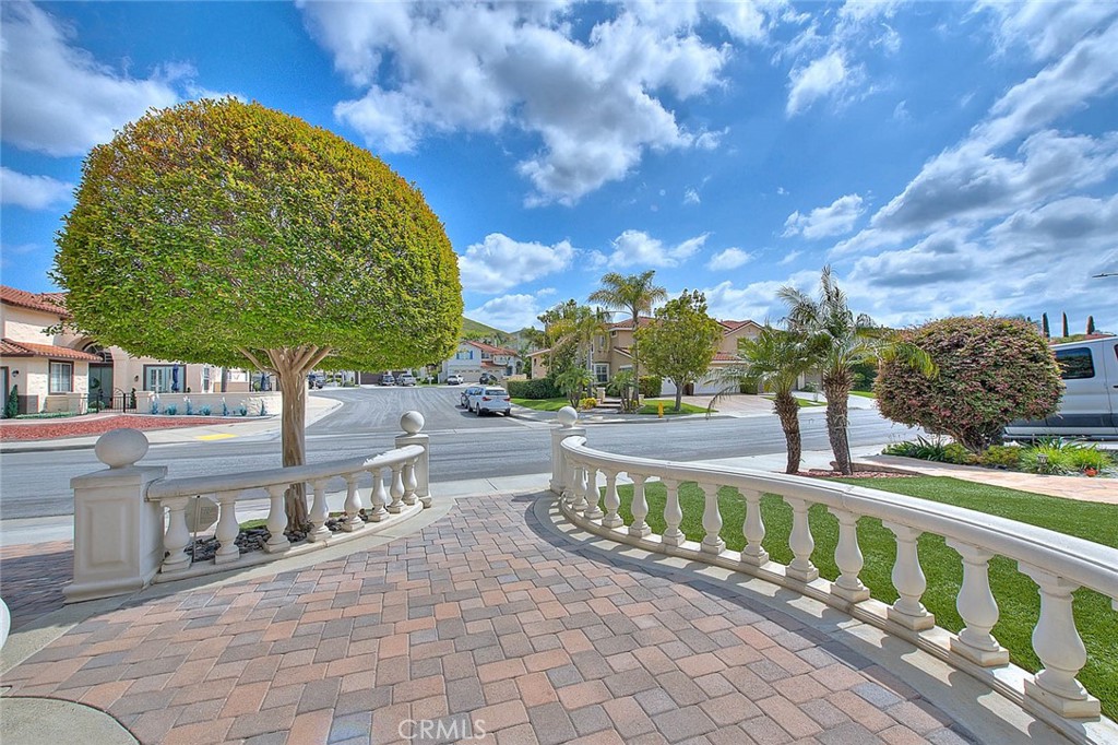 4592 Torrey Pines Drive