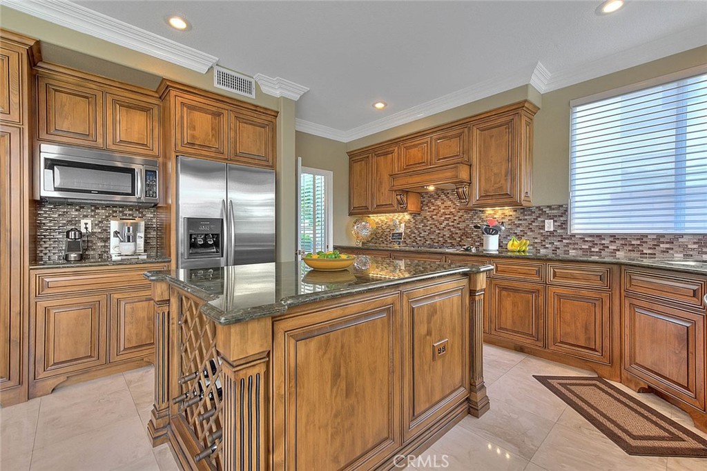 4592 Torrey Pines Drive