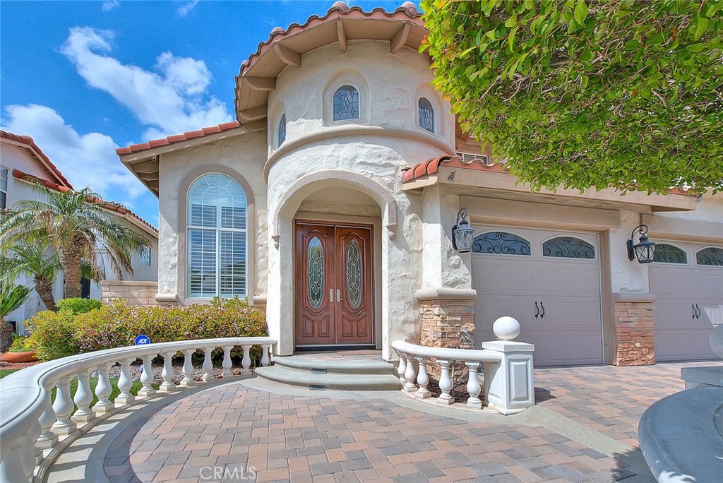4592 Torrey Pines Drive