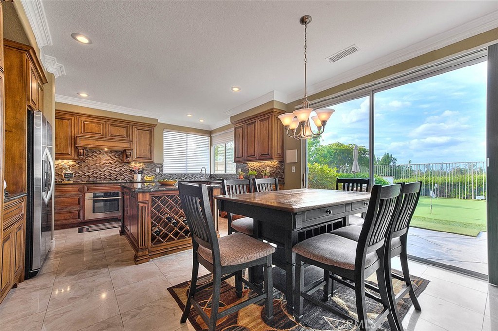 4592 Torrey Pines Drive