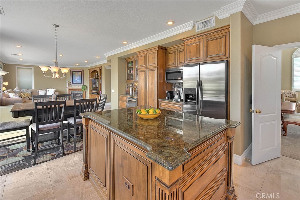 4592 Torrey Pines Drive