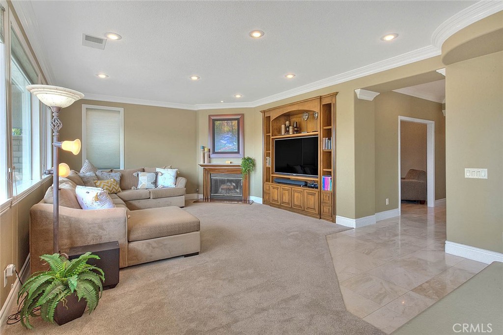 4592 Torrey Pines Drive