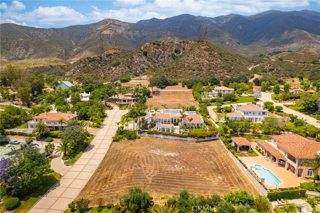 5053 Castle Court