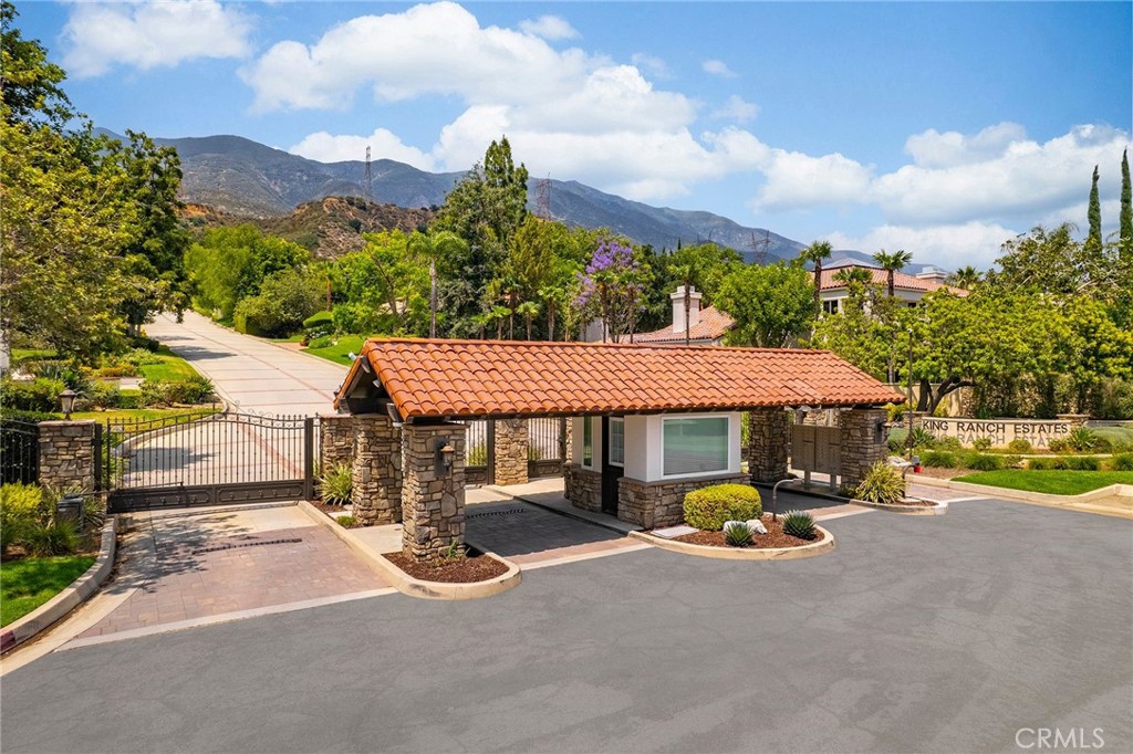 5053 Castle Court