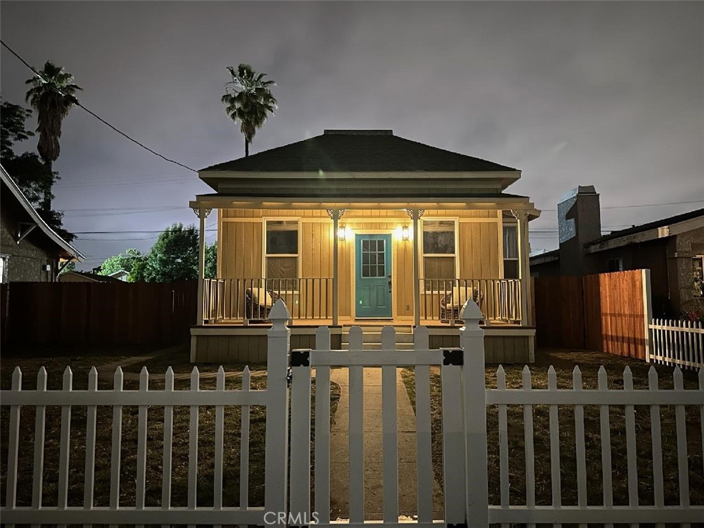 645 W Center Street