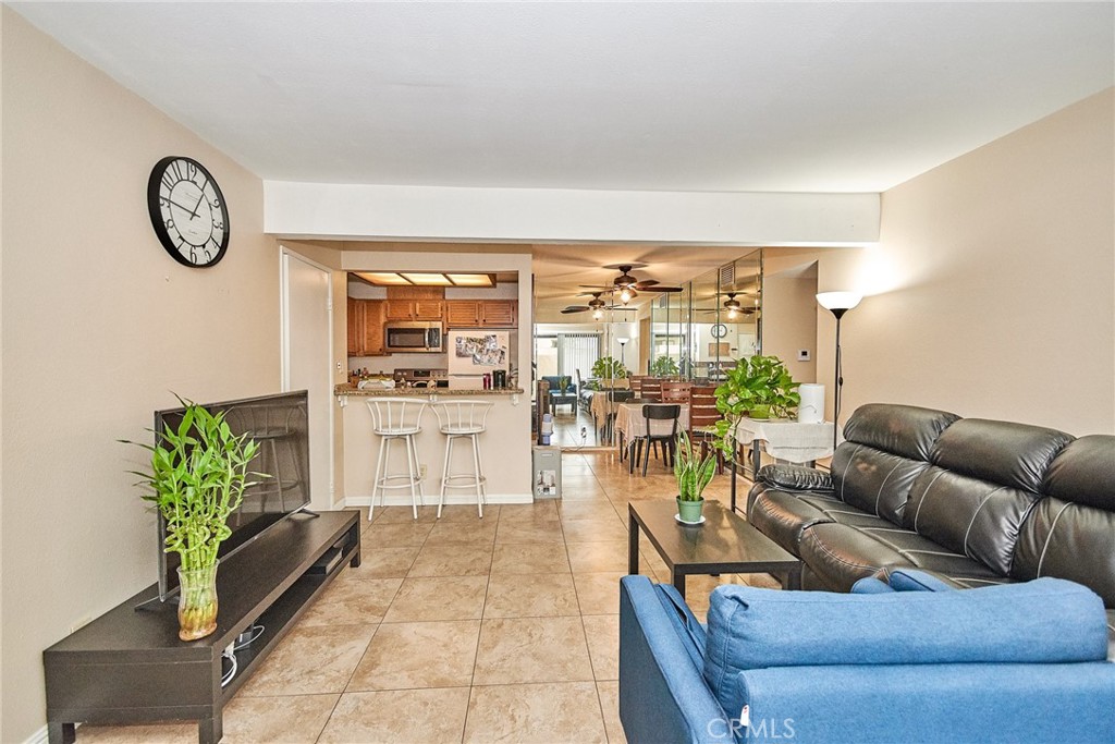 13096 Le Parc 63