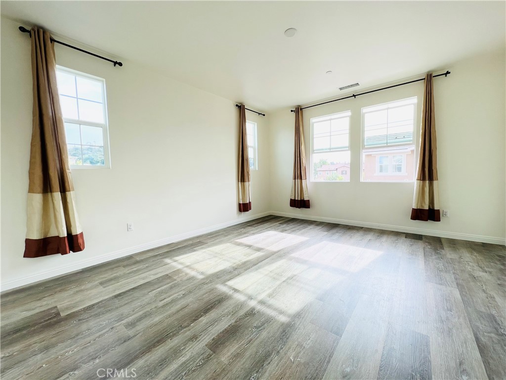2039 Tracy Lane
