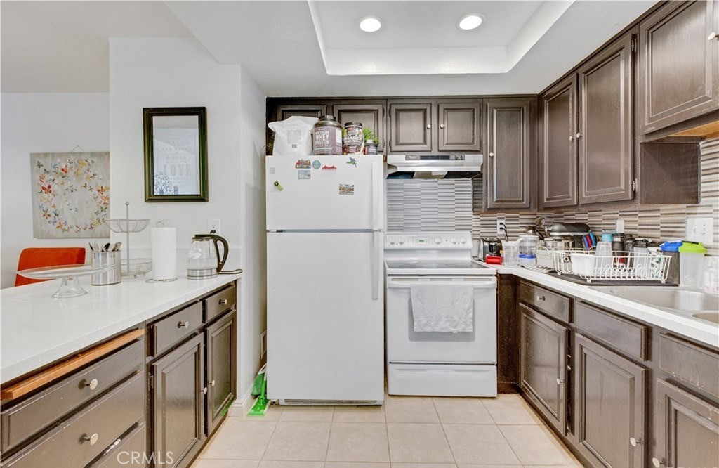 22749 Lakeway Drive 380