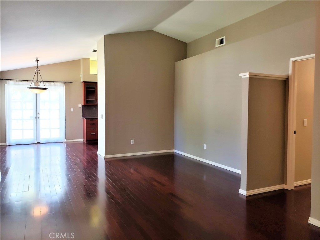 2803 Ravenwood Court