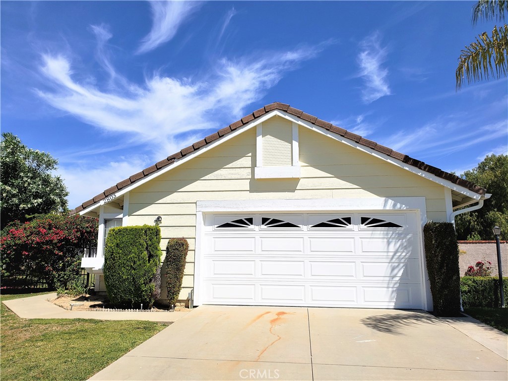 2803 Ravenwood Court