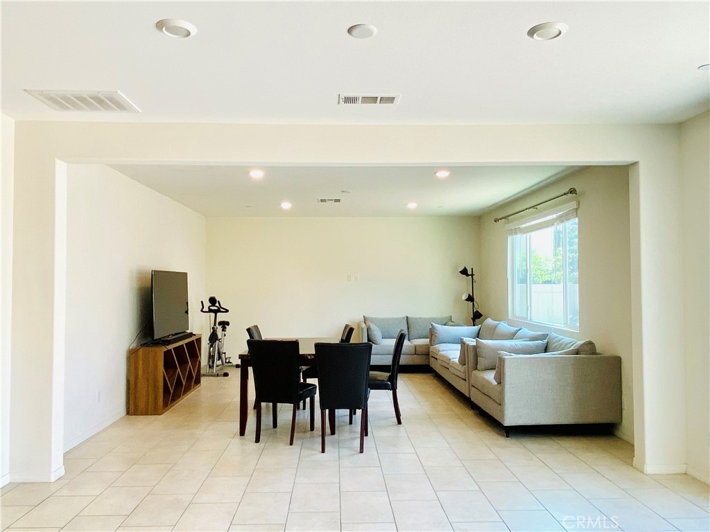 6225 Cumberland Street