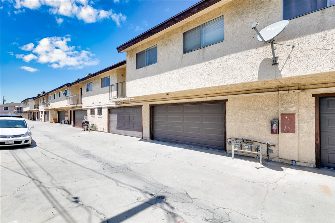 11214 Fineview Street 3