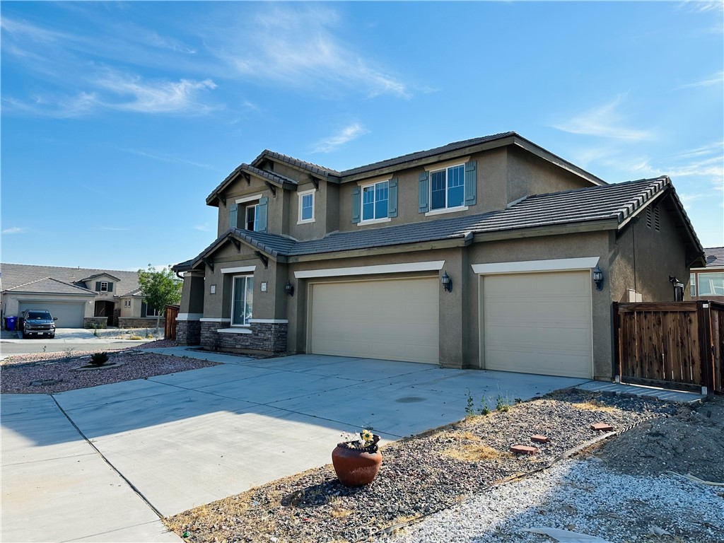 15098 Ridgebriar Lane