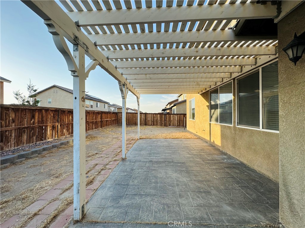 15098 Ridgebriar Lane