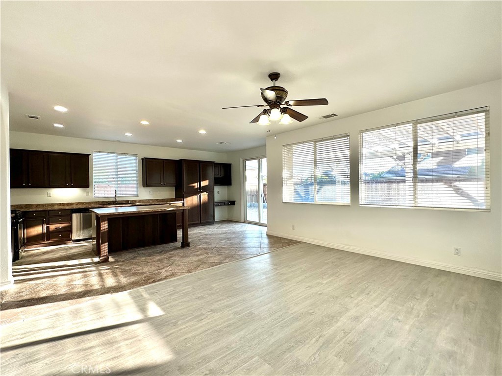 15098 Ridgebriar Lane