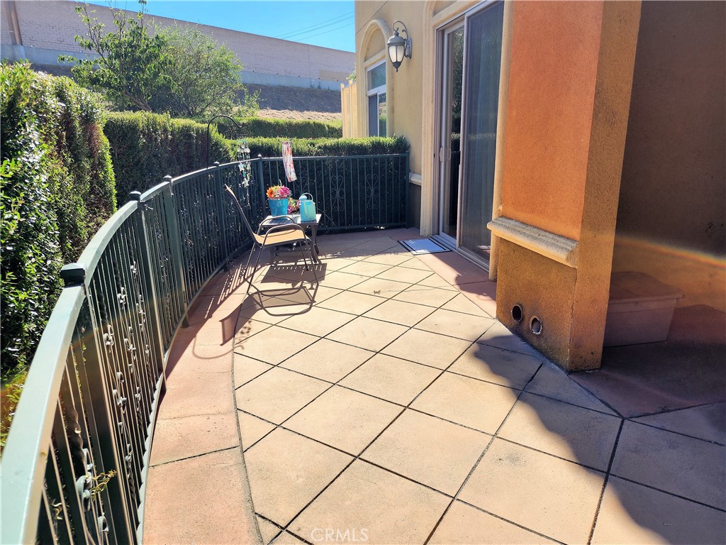 13798 Roswell Avenue C186