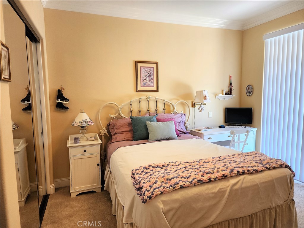 13798 Roswell Avenue C186