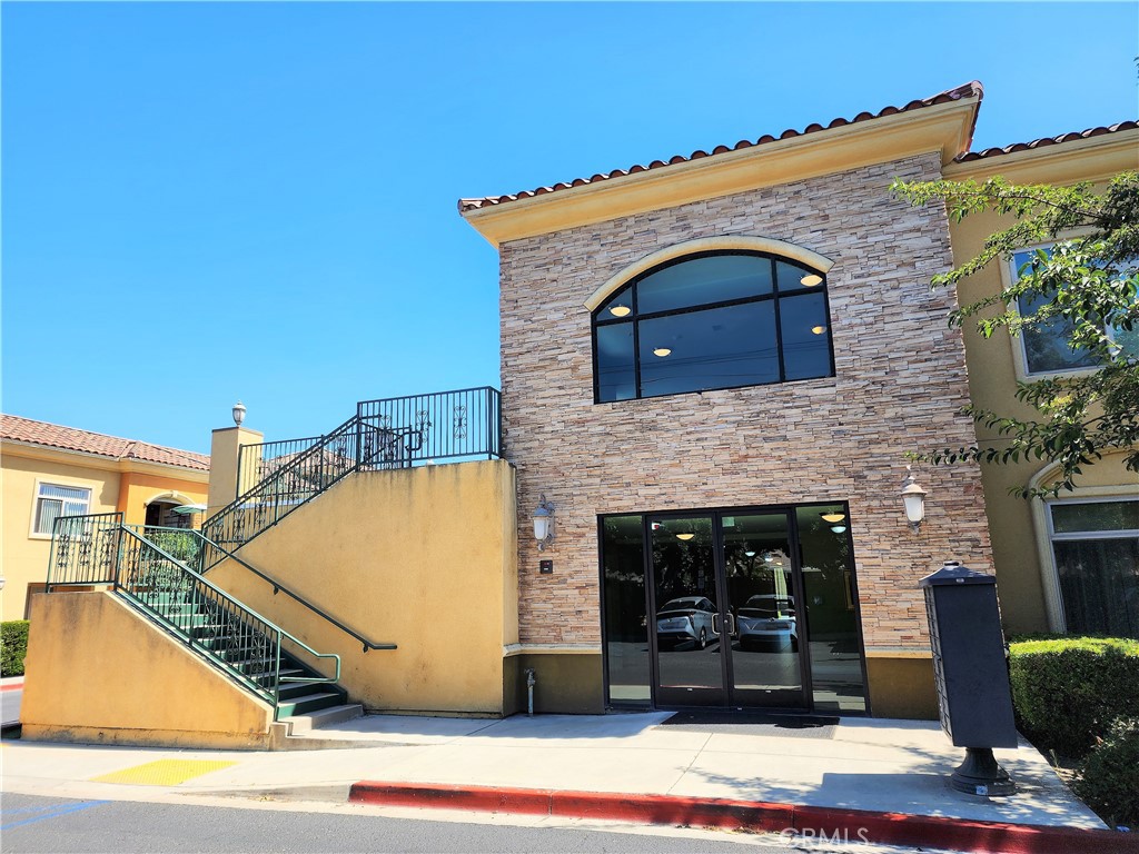 13798 Roswell Avenue C186
