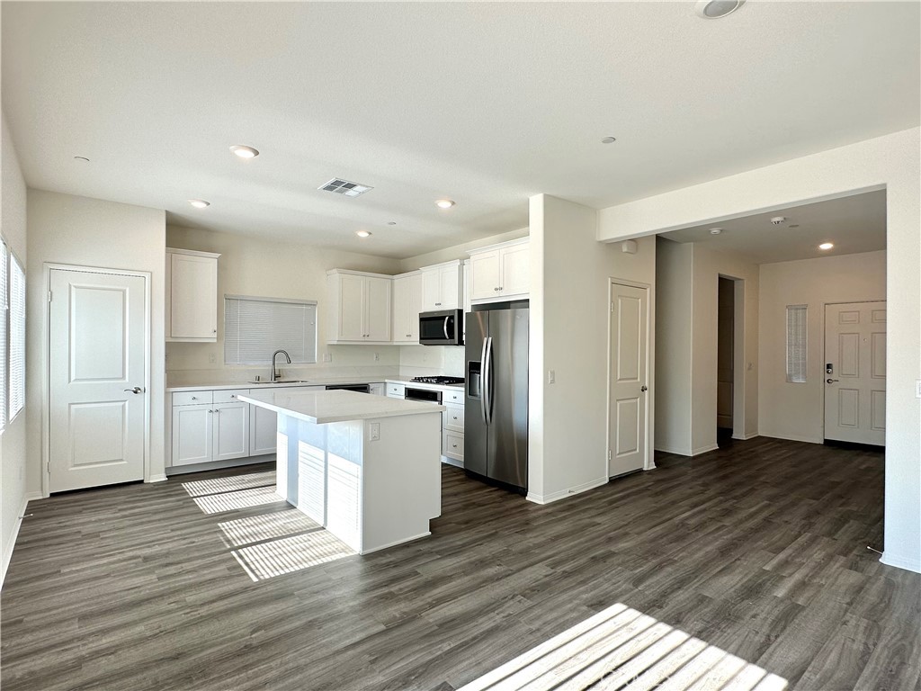 15570 San Francisco Lane