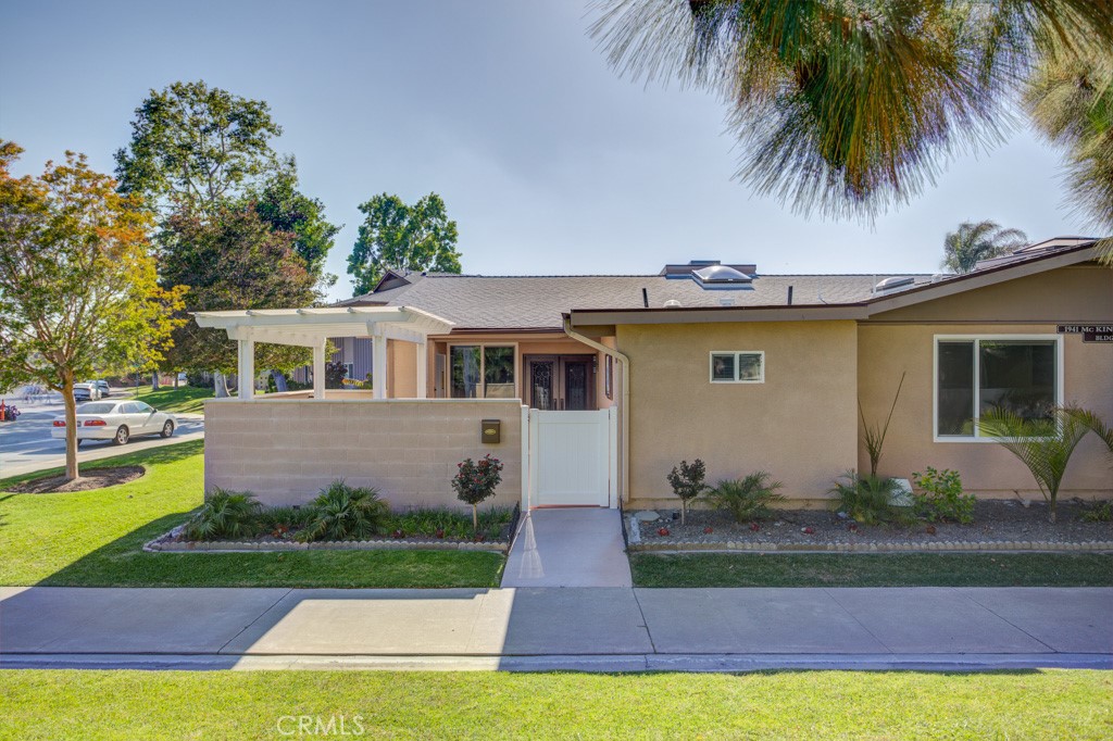 1941 MCKINNEY WAY 15E