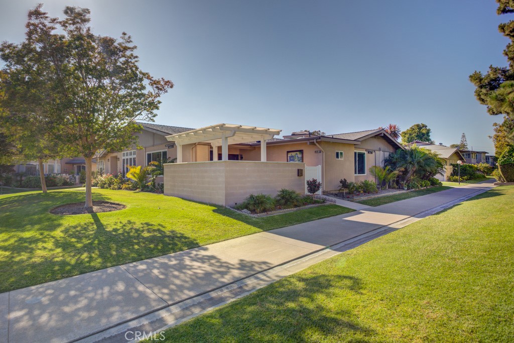 1941 MCKINNEY WAY 15E