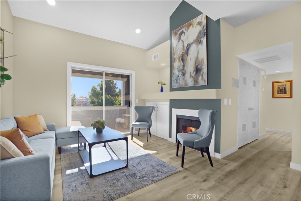 111 S Lakeview Avenue 111I