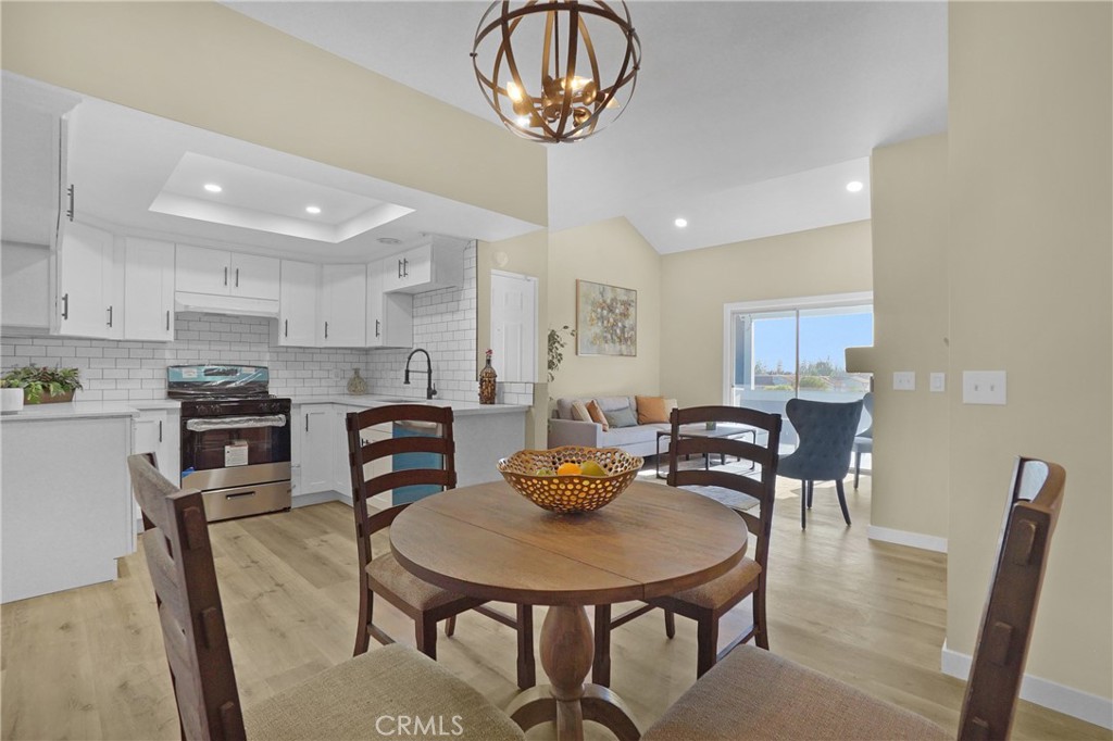 111 S Lakeview Avenue 111I