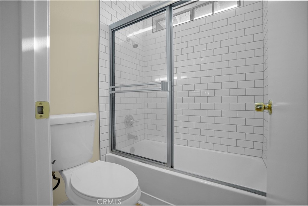 111 S Lakeview Avenue 111I